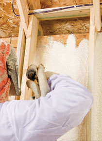 Milwaukee Spray Foam Insulation Services and Benefits